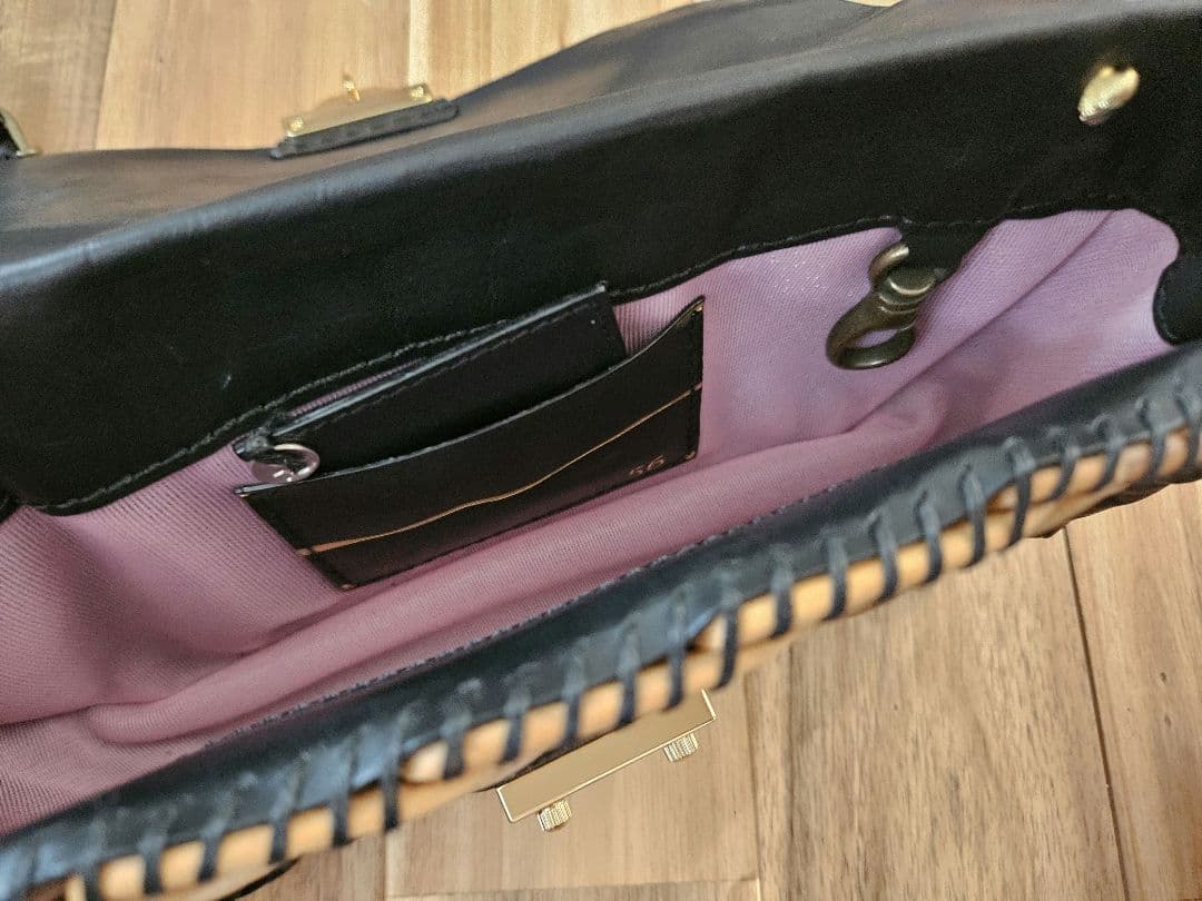 ebagos エバゴス 牛ソフト ショルダー バッグ　紅籐　レザーバッグ