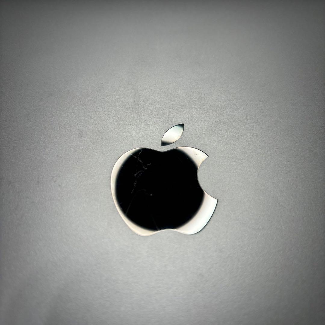 Macbook Pro メモリ16GB SSD512Gb 13インチ　シルバー