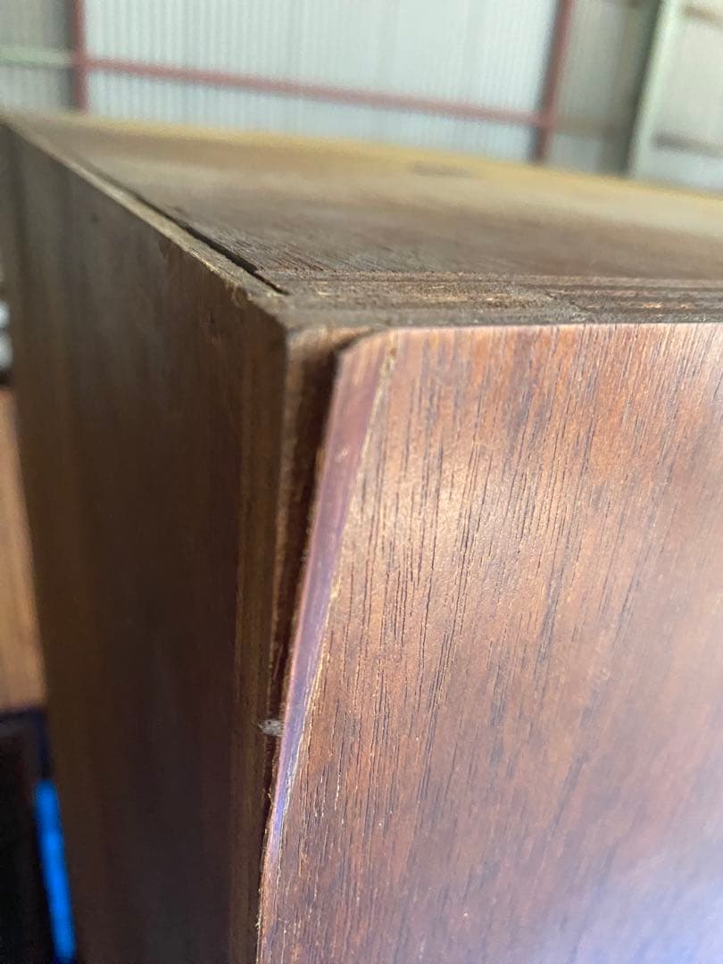 カリモク　コロニアル　食器棚　昭和レトロ　家具　キャビネット