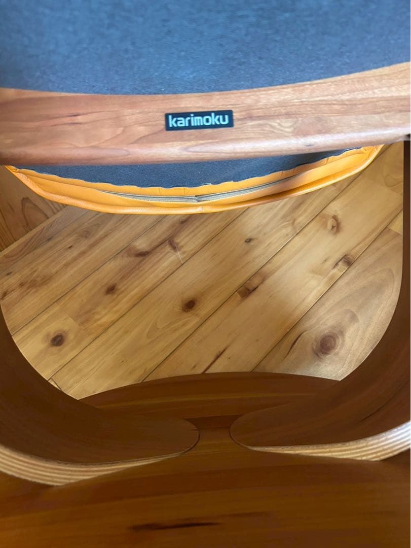 【美品】カリモク 1人 シングルソファー オットマン付き　ザファースト