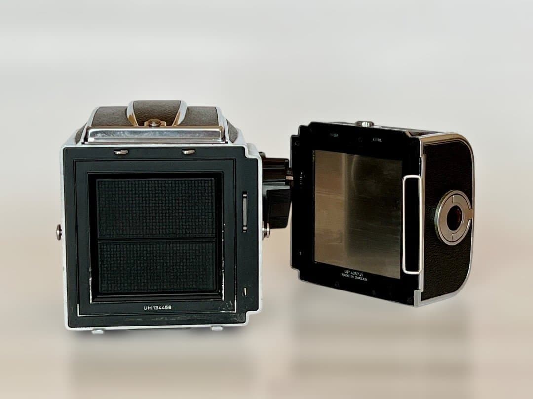 HASSELBLAD 500C/M ボディ A12マガジン ポラバック付き