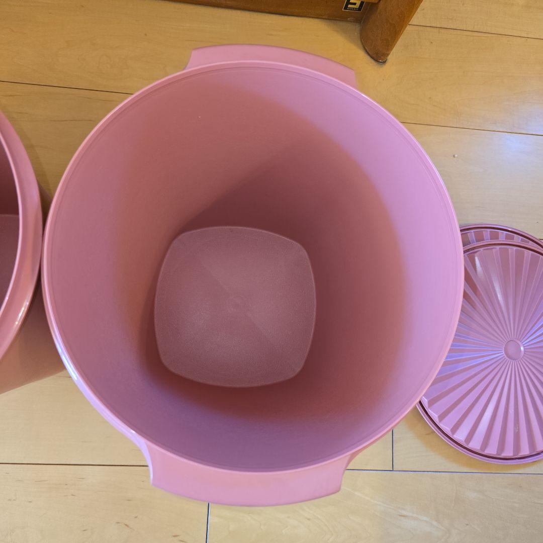 タッパーウェア　マキシクィーンデコレーター たっぷり10kg仕込める大容量サイズ