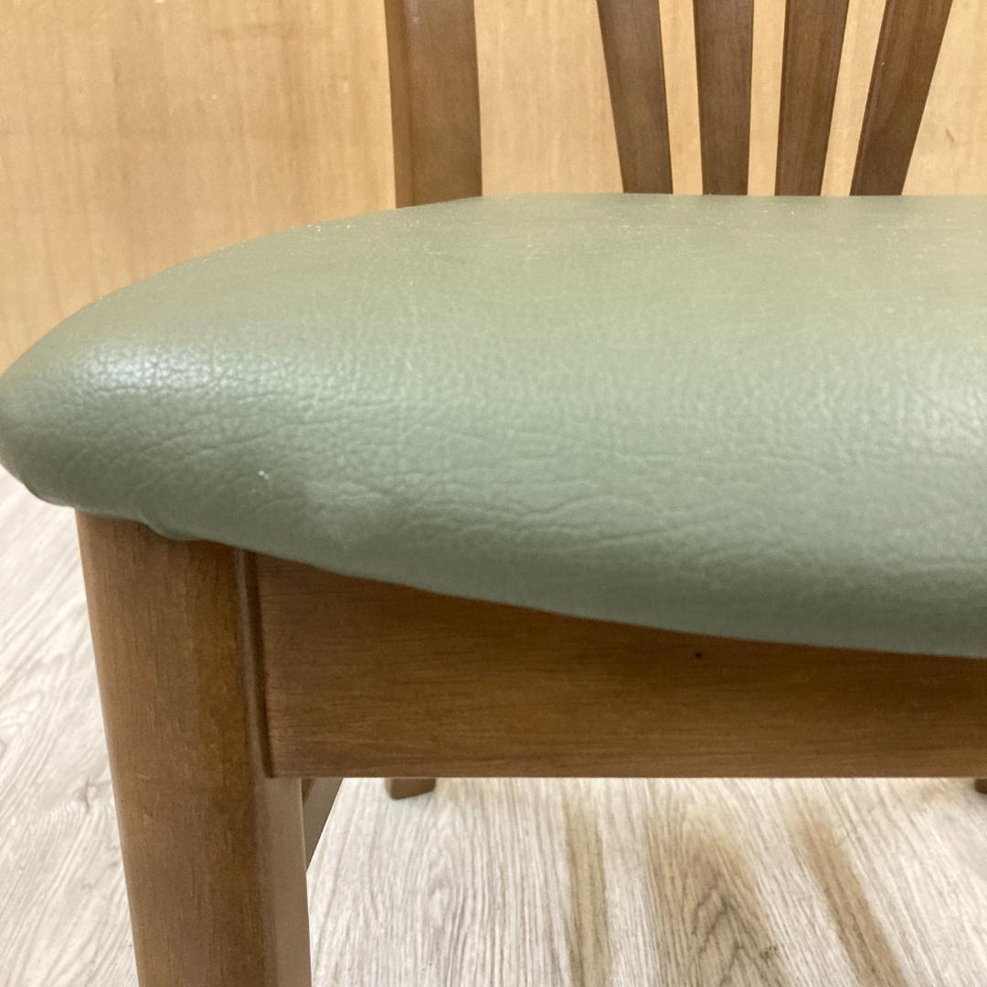 【カリモク】ダイニングチェア　椅子　食卓　B