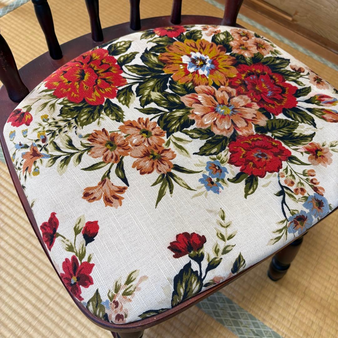 【ちひろ】① MIKIMOKU 2脚　椅子　花柄　ヴィンテージ　チェア