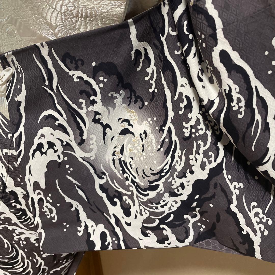 もんぷちさまご成約　成謙工房謹製　大胆な波飛沫の描かれた訪問着