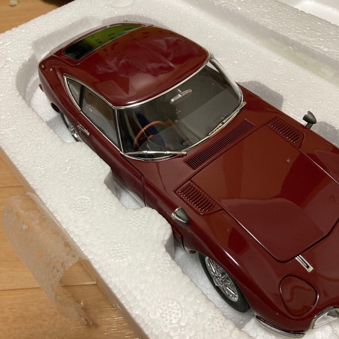 TOYOTA 2000GT バーガンディ 1/18 ミニカー