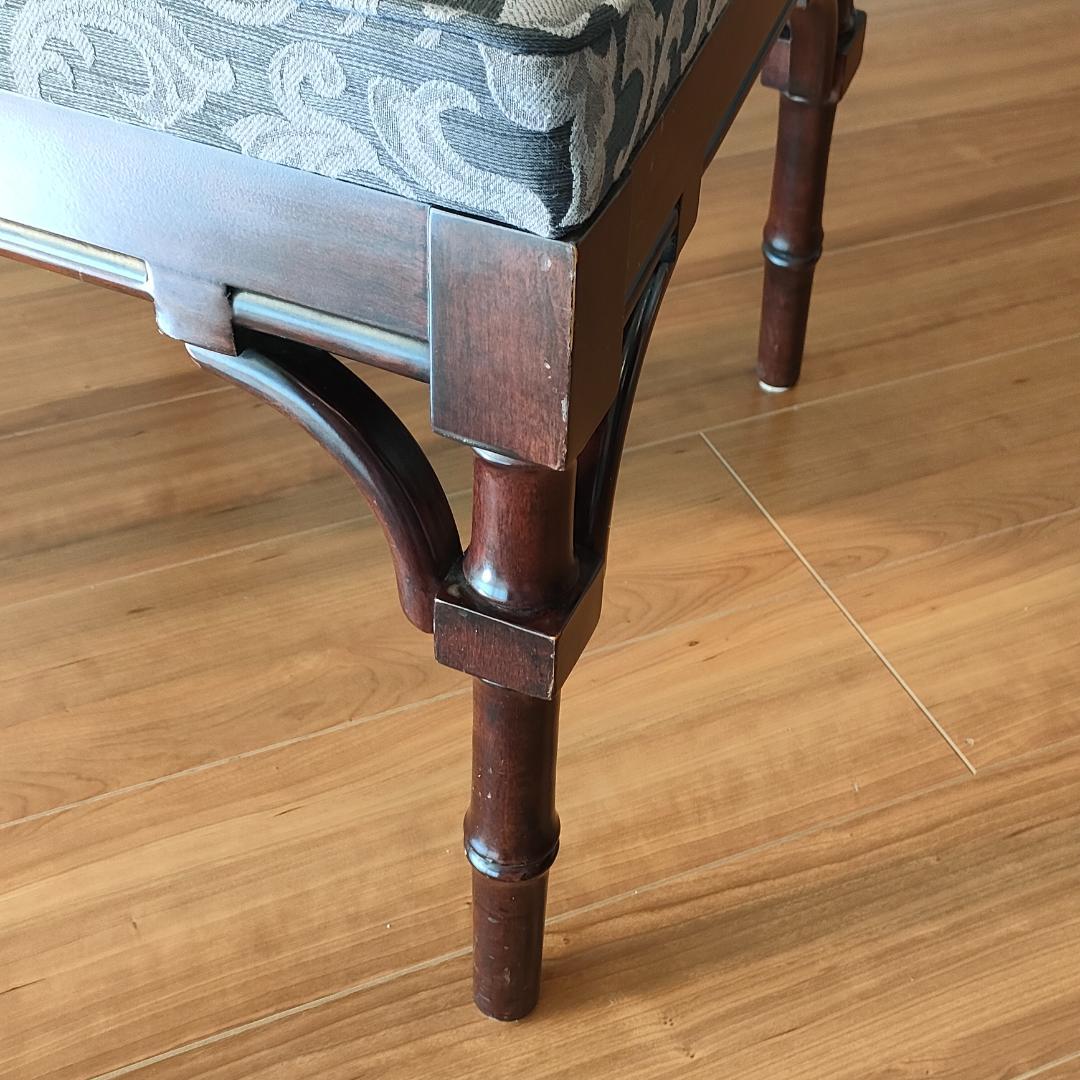 シノワズリ　ヴィンテージチェア　透かし彫り　リビングチェア①