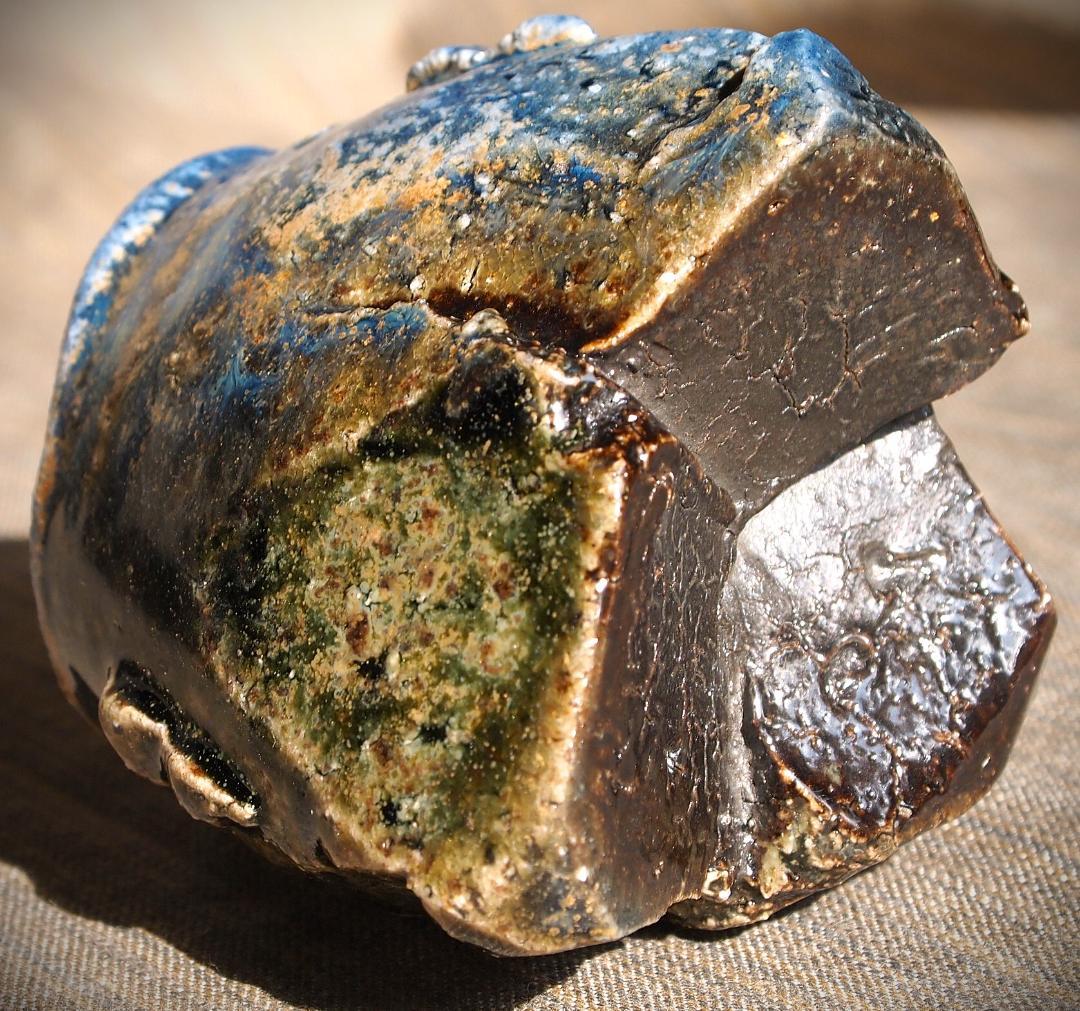 気作家★大岩智之【師：隠崎隆一】★黒≪青窯変≫備前ぐいのみ★共箱