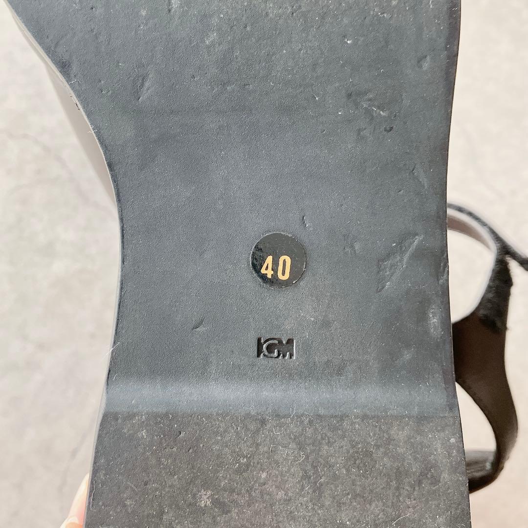 PRADA スクエアトゥ ブラックウェッジヒール 厚底 ミュール サンダル