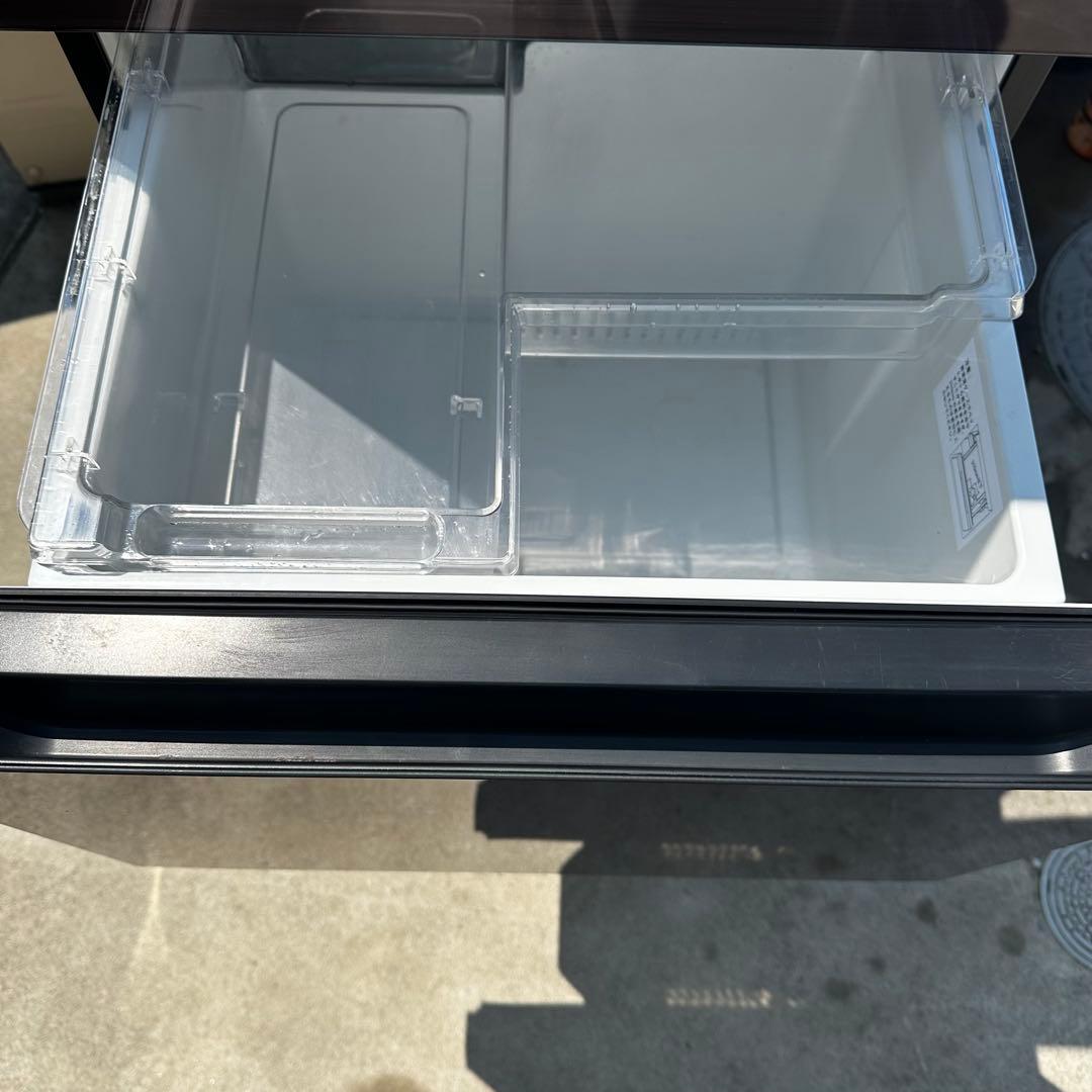 Hisense ハイセンス 3ドア冷凍冷蔵庫 HR-G2801BR 2019年製