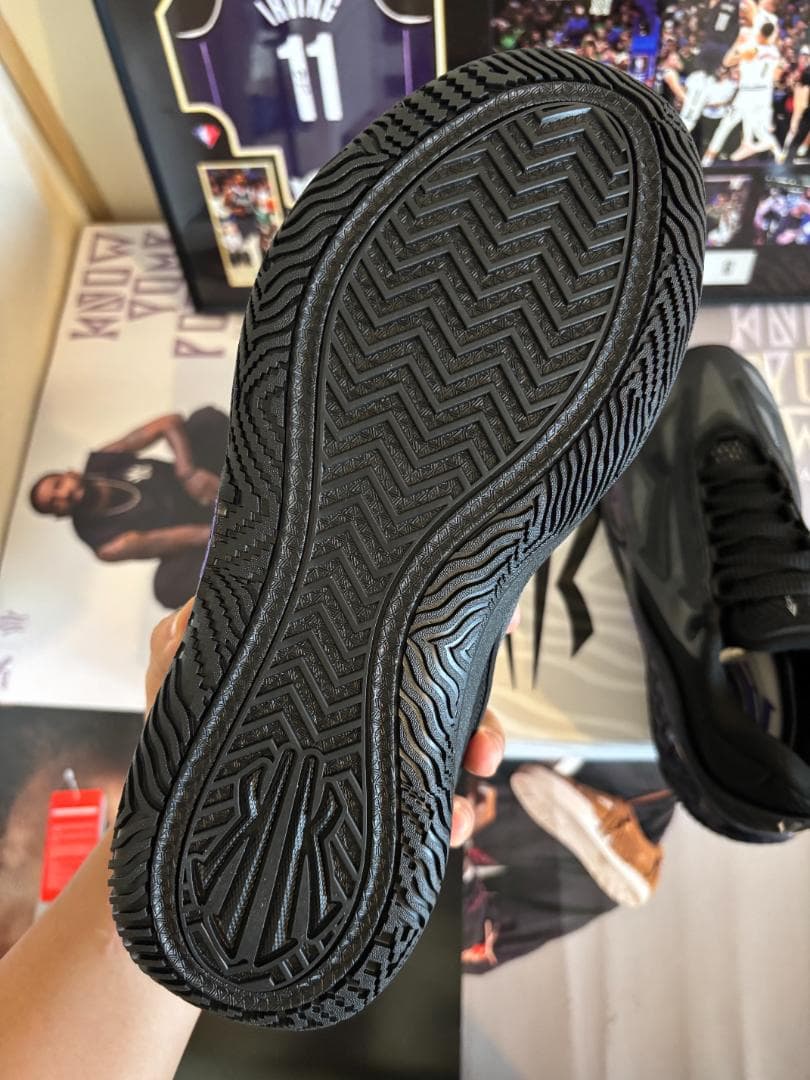 ば*ン様 今年もお世話になりました。ANTA KAI Speed2　US9.5