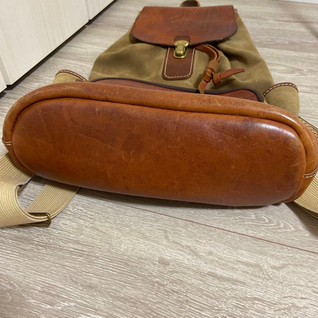 HERZ 「創業者デザインデッドストックのベロア革リュック」限定