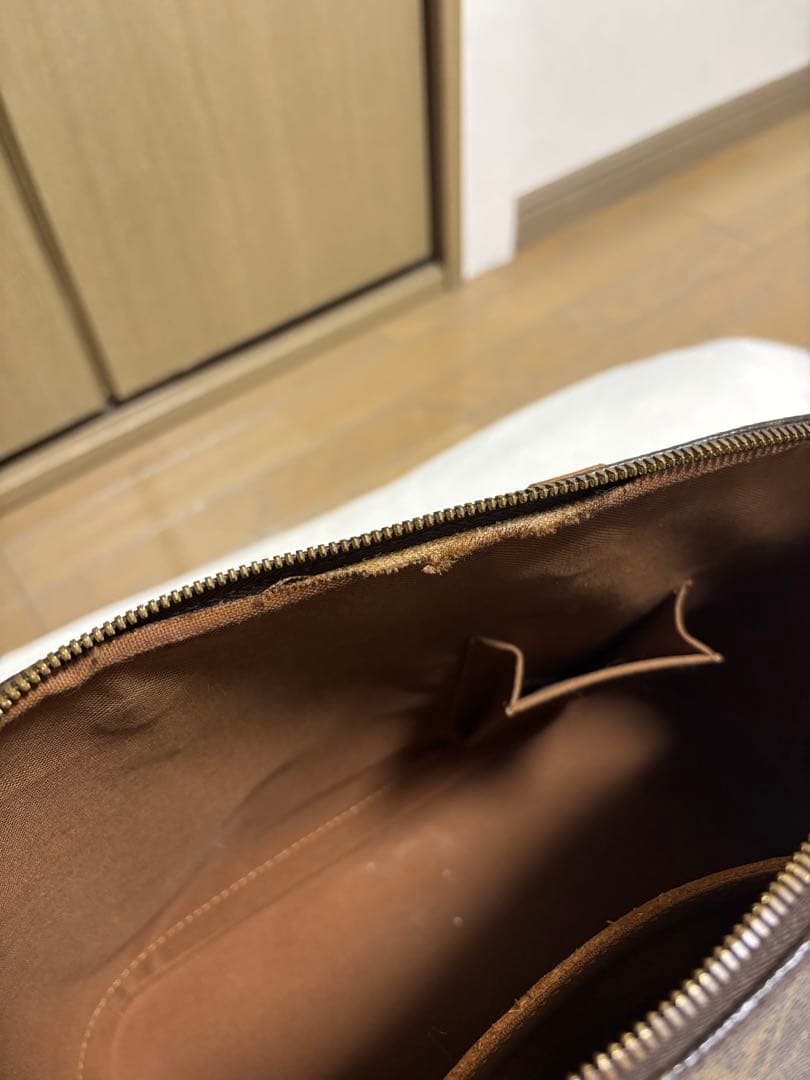 Louis Vuitton モノグラム アルマ