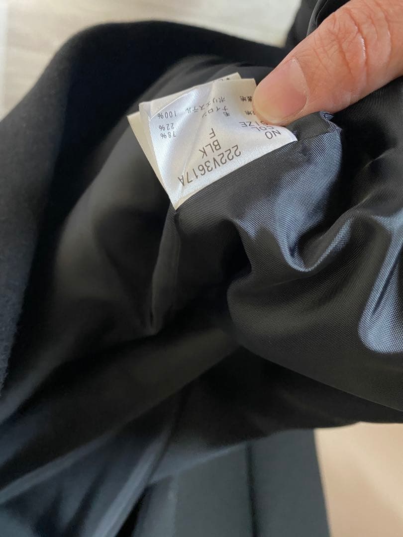 ellie ケープコート　ブラック