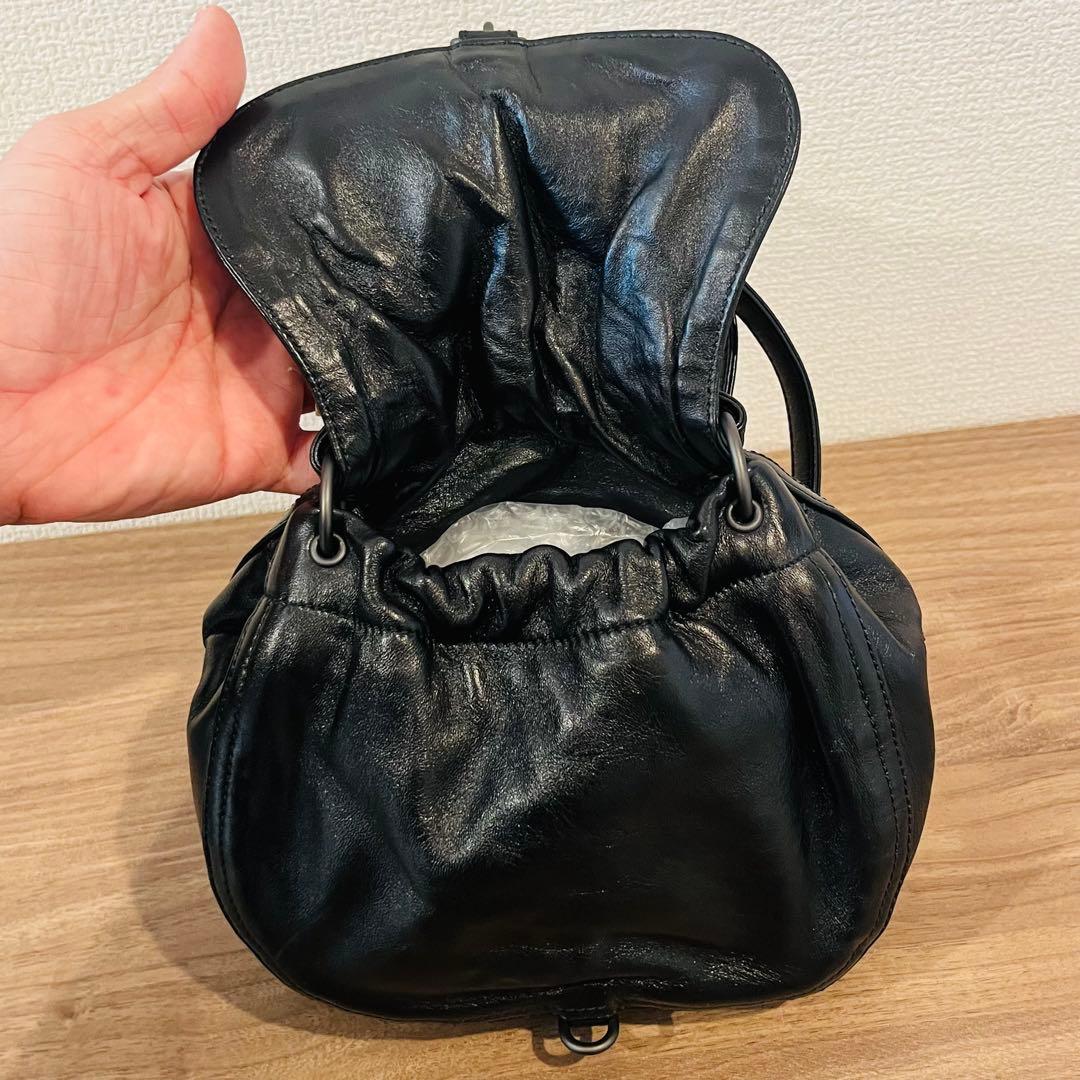 【極美品】 ボッテガヴェネタ ワンショルダーバッグ イントレ 肩掛け レザー 黒