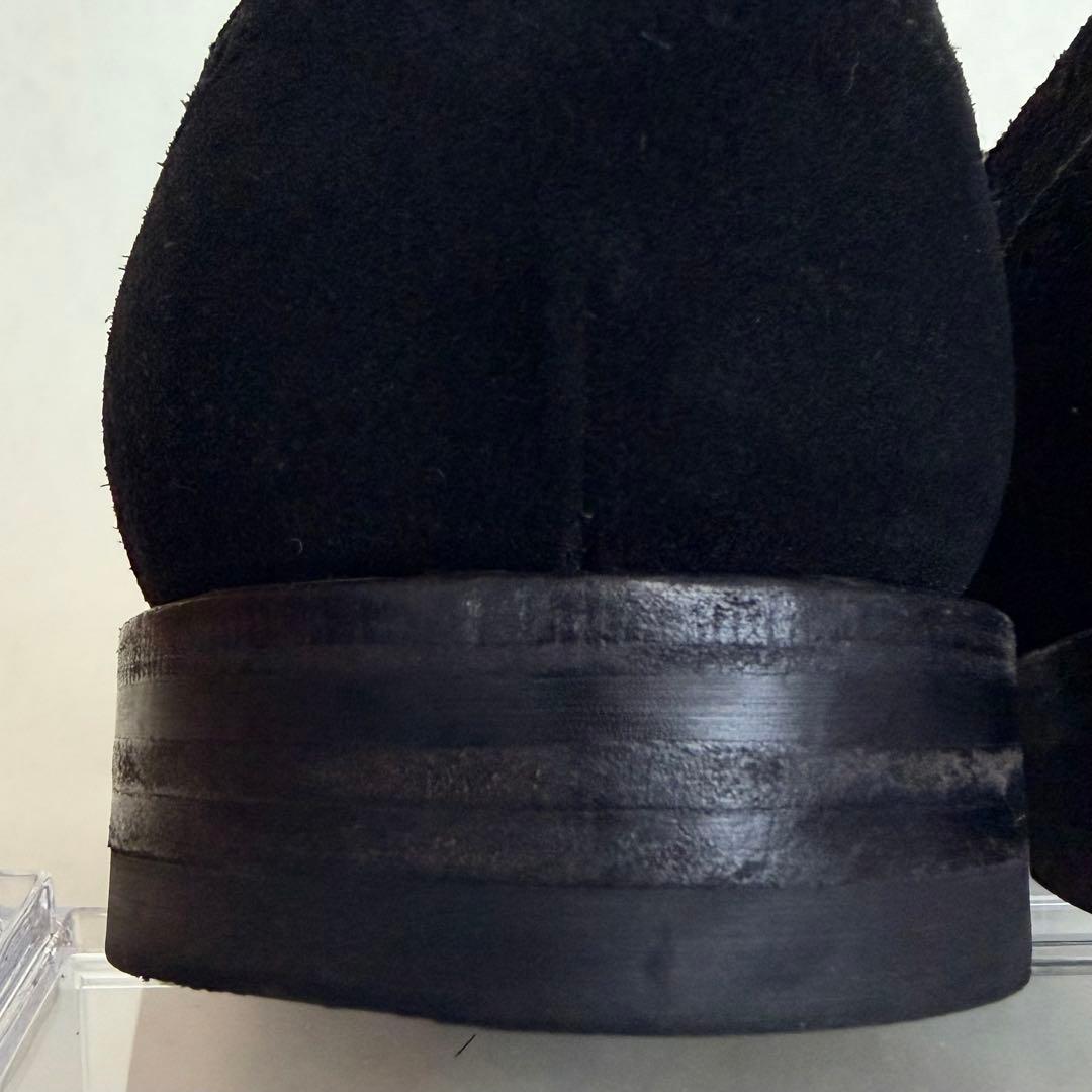 ジャランスリワヤ　スウェード　黒　内羽根　パンチドキャップトゥ　ストレートチップ