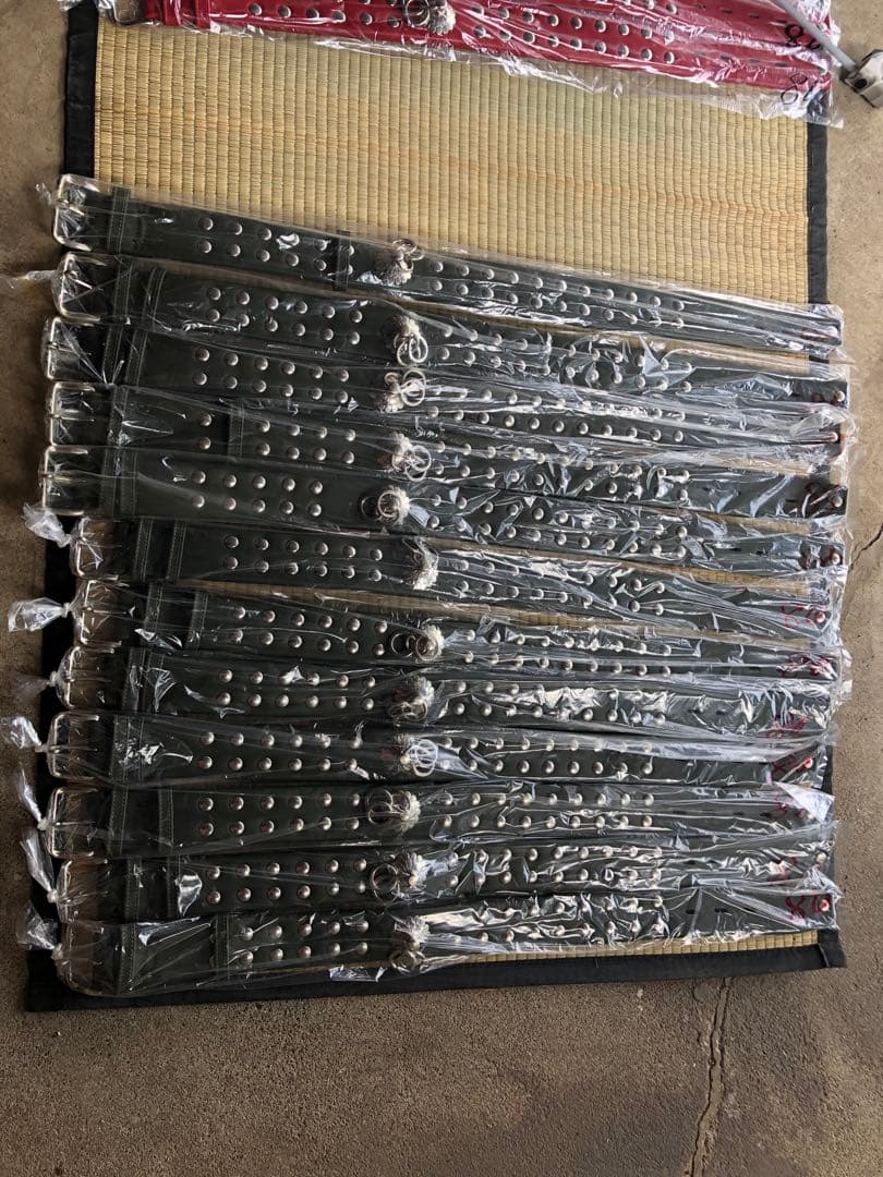 スタッズデザイン　犬　首輪（複数色）大型犬