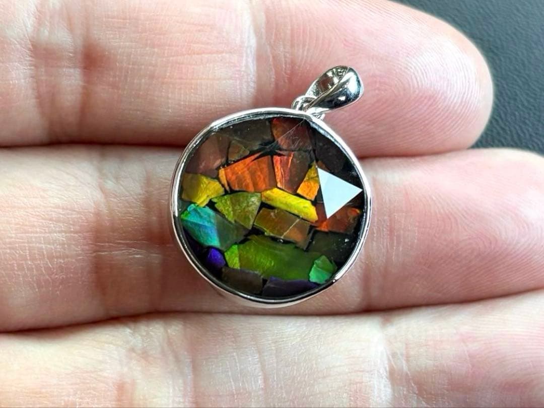 ナデシコ　究極品質　レインボーアンモライトとシルバーギベオンの六芒星PT