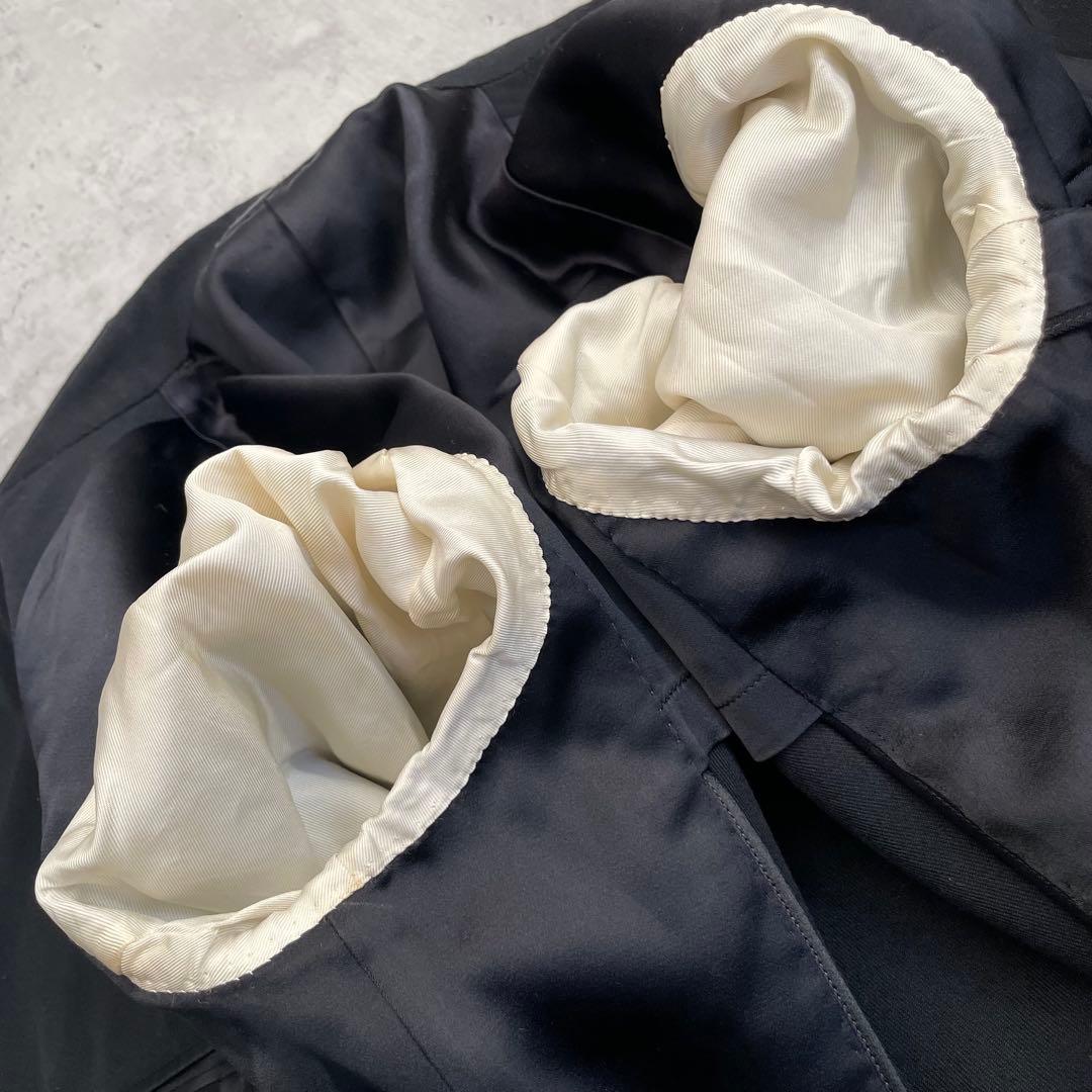 ダブルブレスト　スーツセットアップ　ブラック　黒　高級感　モード　成人式