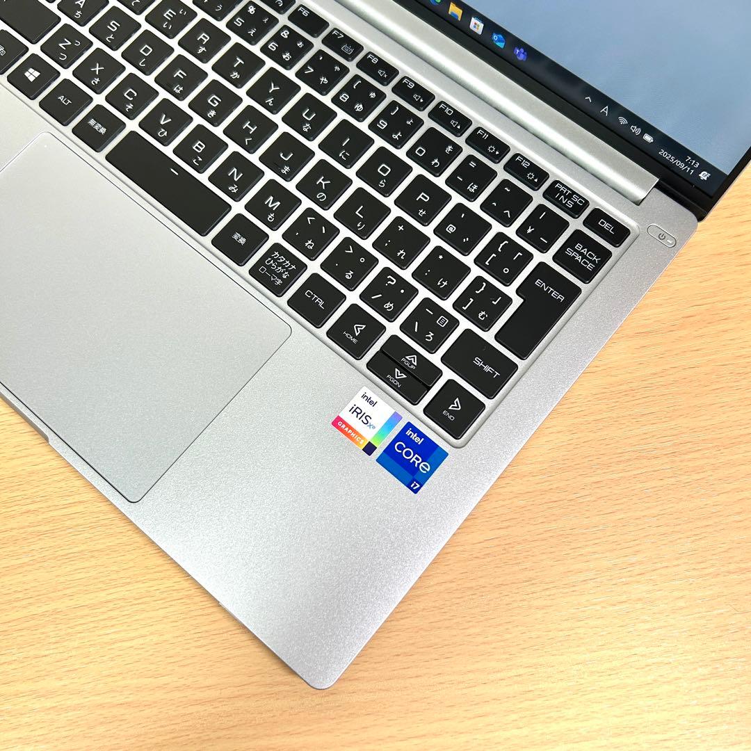 マウスコンピューター DAIV 4P i7 32GB 512GB Office