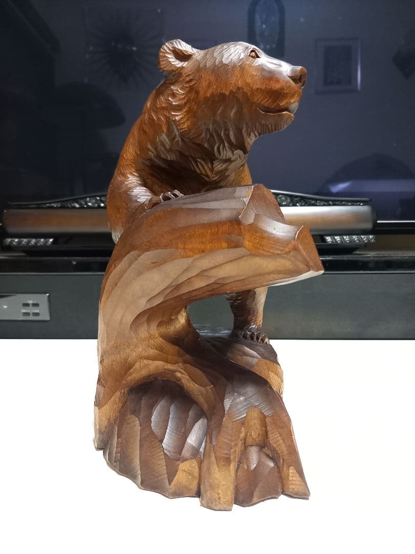 希少　アイヌ　熊　一刀彫　木彫り　堀井作　銘有り　中型　サイズ