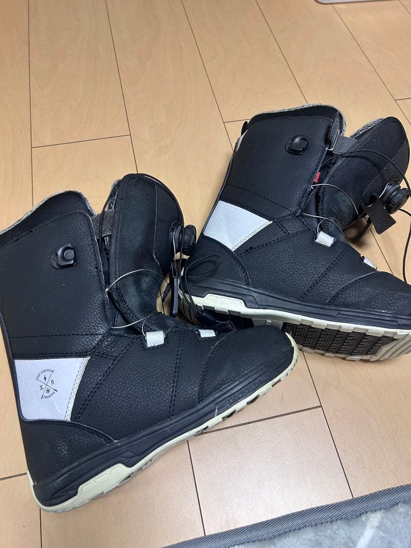 スノーボードブーツ ブラック ダイヤル式