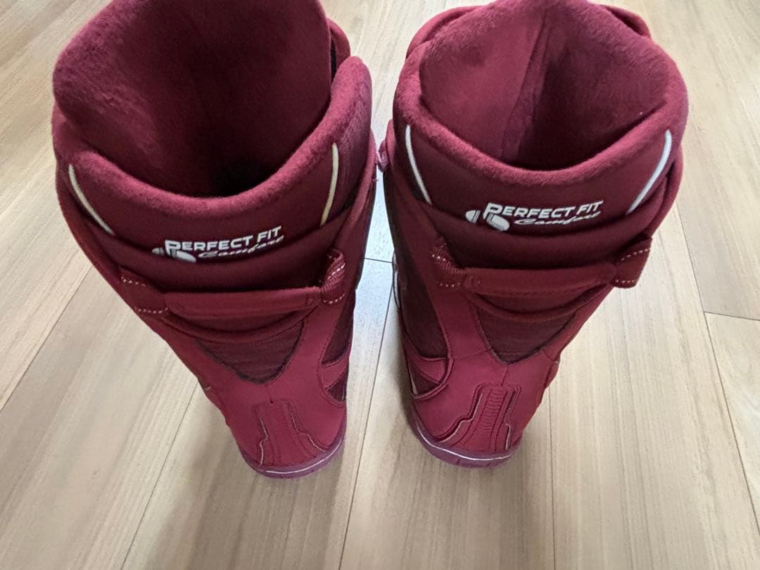 ★展示品★お洒落　可愛い　ヘッド　スノーボード ブーツ BOA レディース