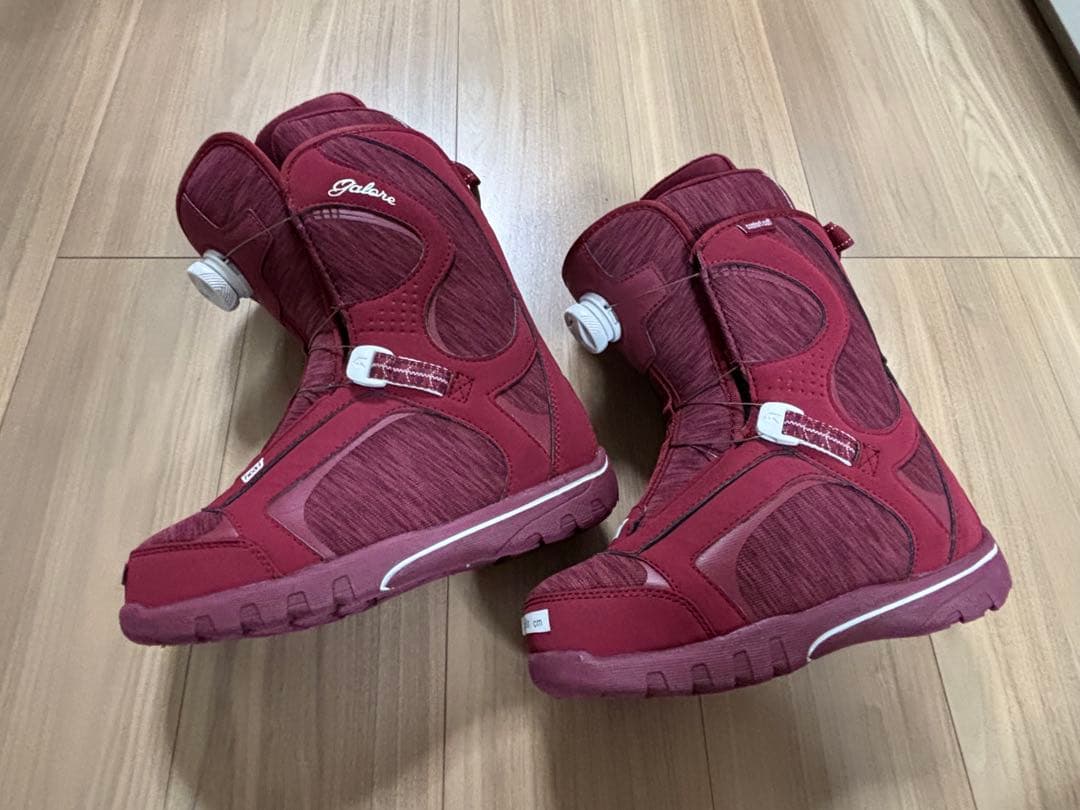 ★展示品★お洒落　可愛い　ヘッド　スノーボード ブーツ BOA レディース