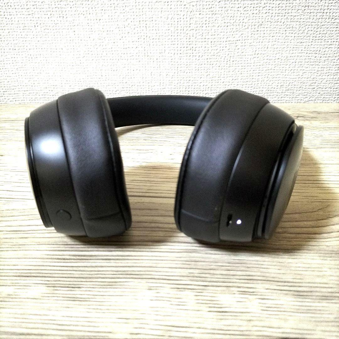 Beats SOLO PROワイヤレス ノイズキャンセリング ヘッドフォン