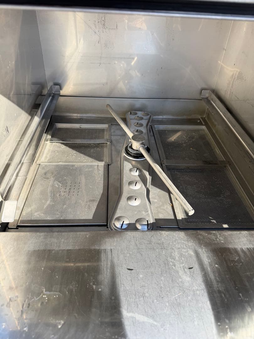 マルゼン 食器洗浄機 【型 番】　　MDKT5 通電確認のみ