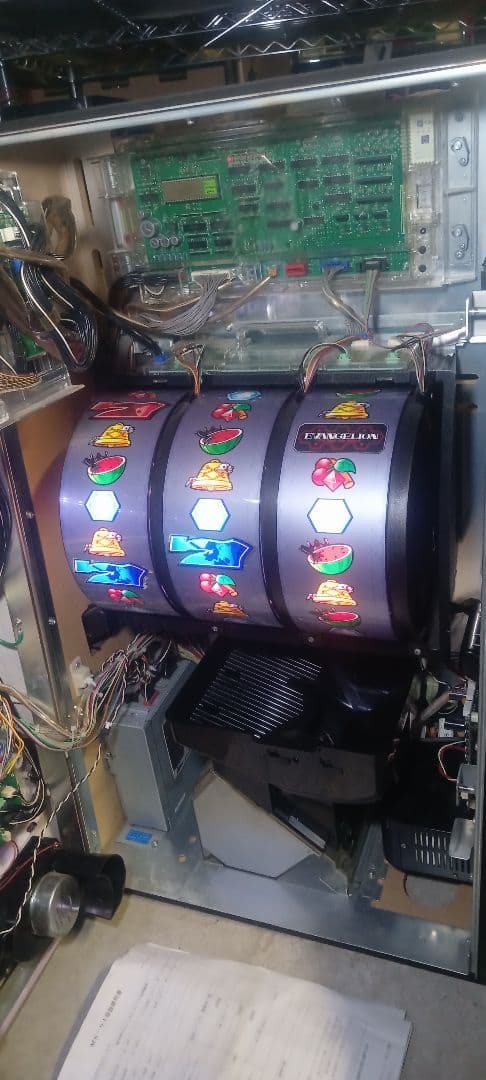 送料込　パチスロ　実機　エヴァンゲリオン　魂の軌跡　アミューズ　ゲーム