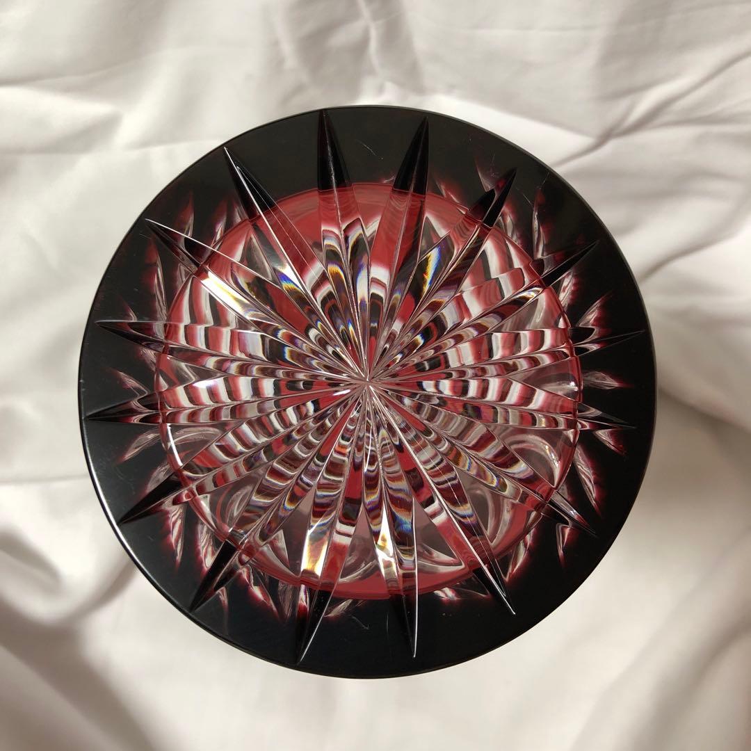 赤いガラスセール