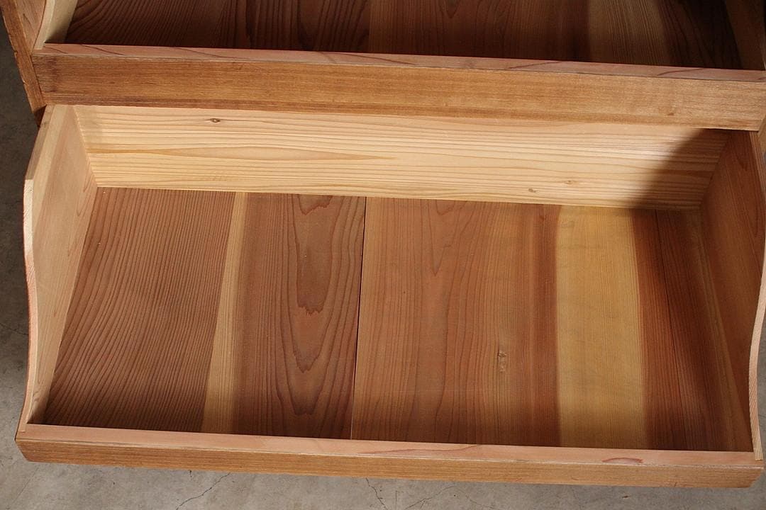 古い木製の引き出し　2段　食器棚　シャツケース　収納棚　チェスト　古家具