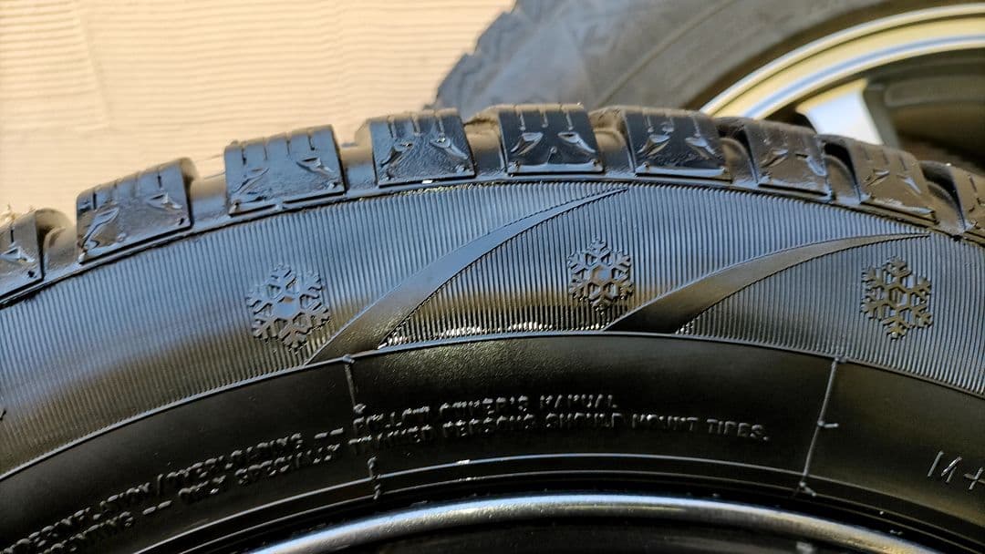 205/55R16超バリ溝スタッドレス