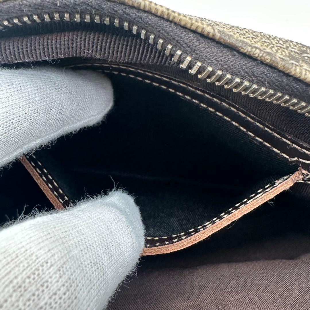 ✨人気✨グッチ　ショルダーバッグ　GG柄　スプリーム　PVC ベージュ