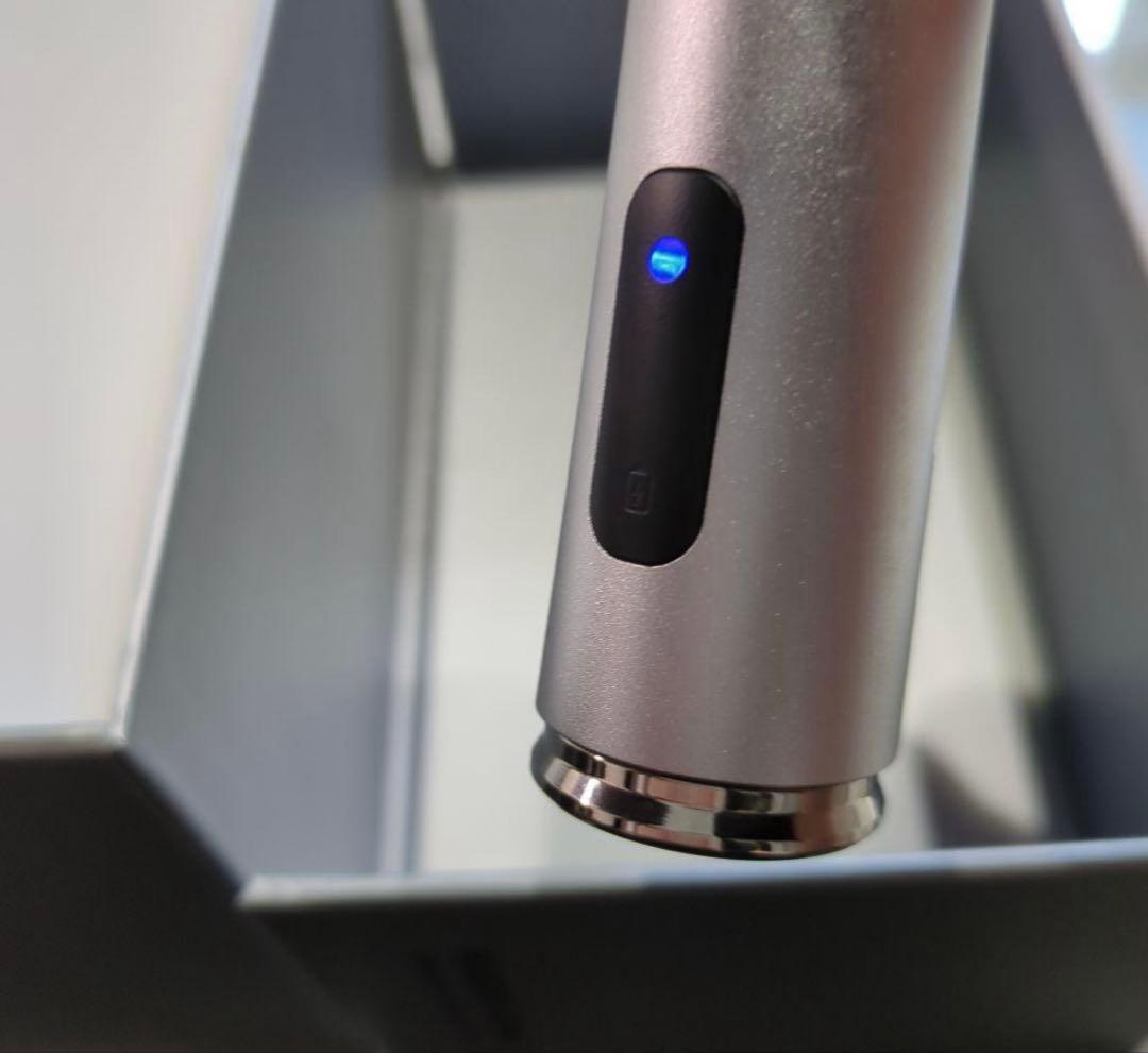 ★Glow.M BOOOSTER SONIC 美顔器