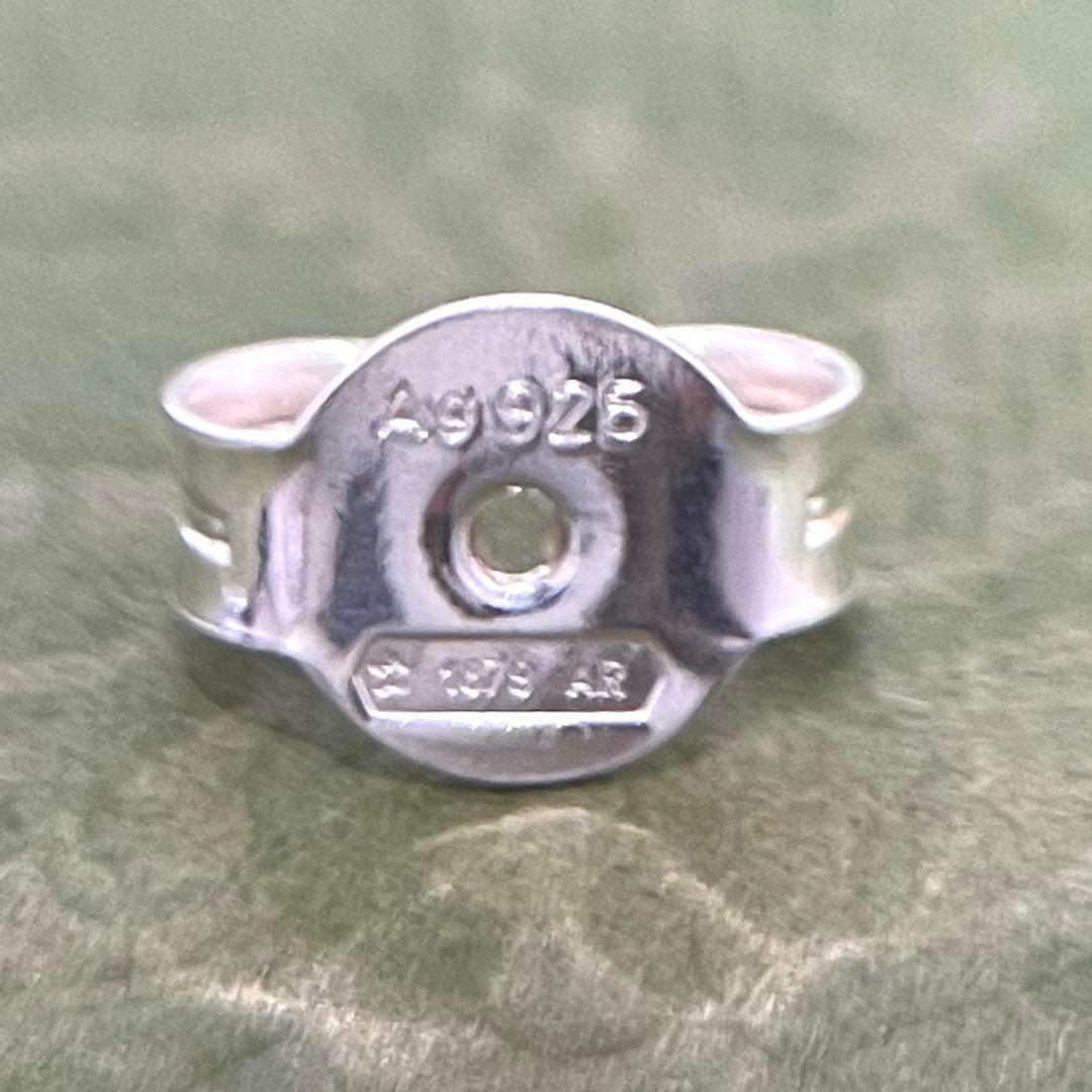 【極美品】グッチ　フラワーモチーフピアス片耳　メンズ/レディース　925