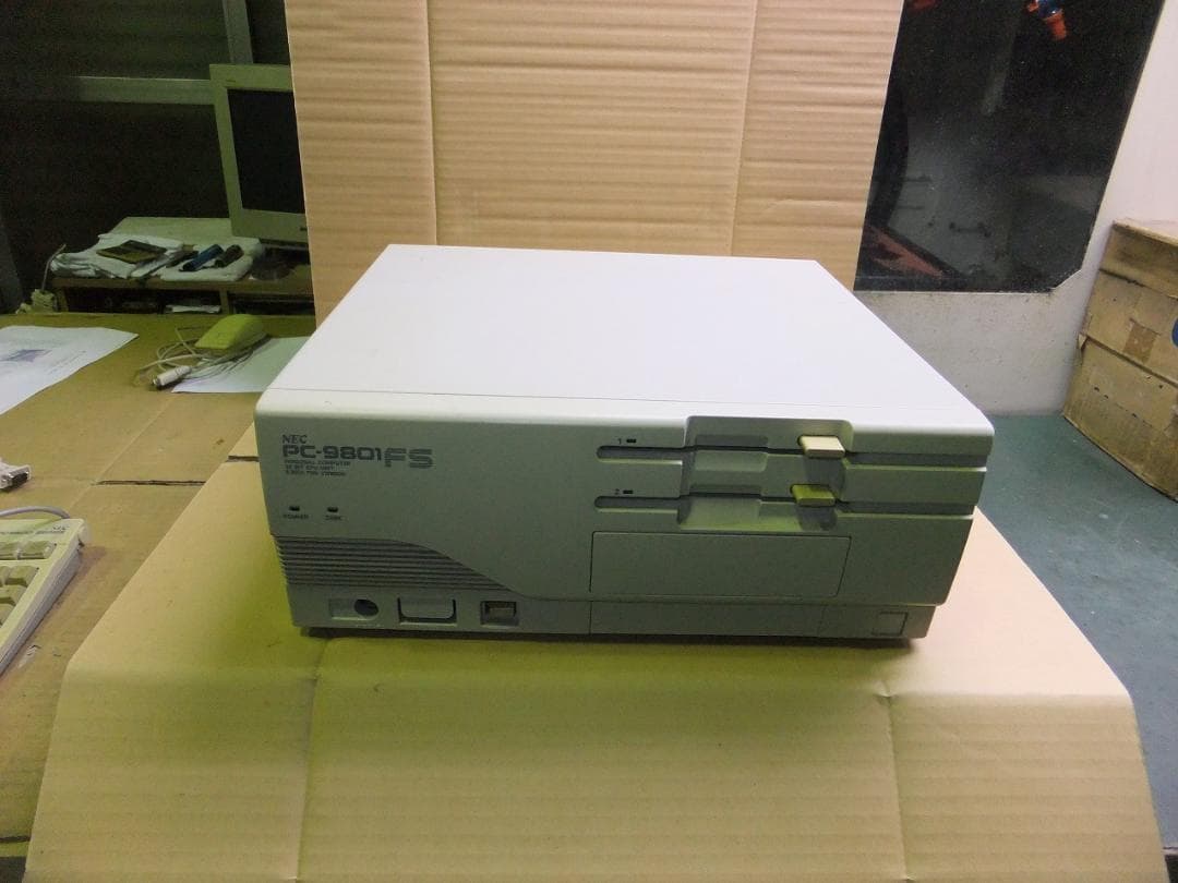 PC-9801FS2 本体 キーボード マウス 電源のみ確認済み