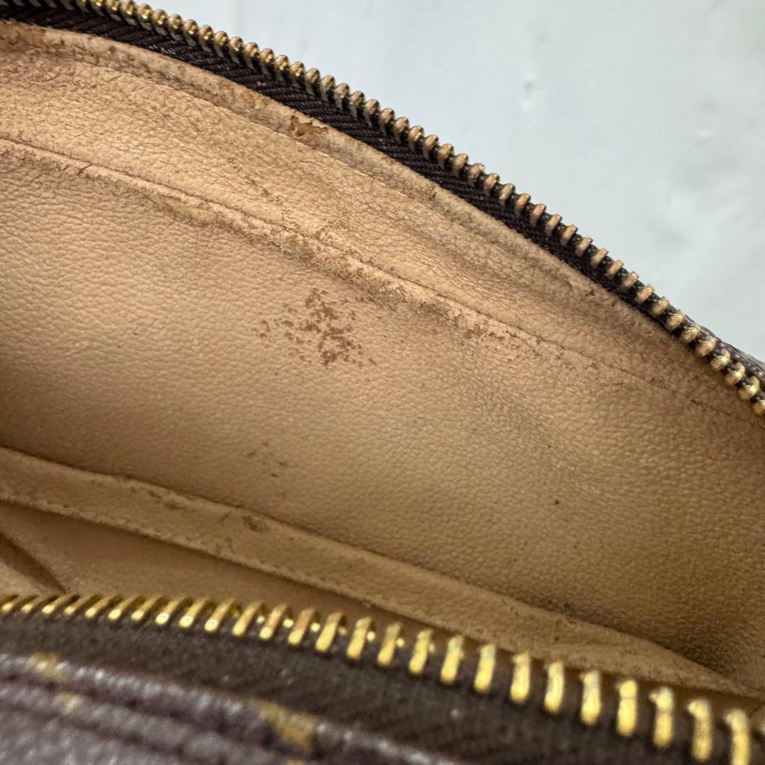 ルイヴィトン　モノグラムトゥルーストワレット23クラッチバッグ