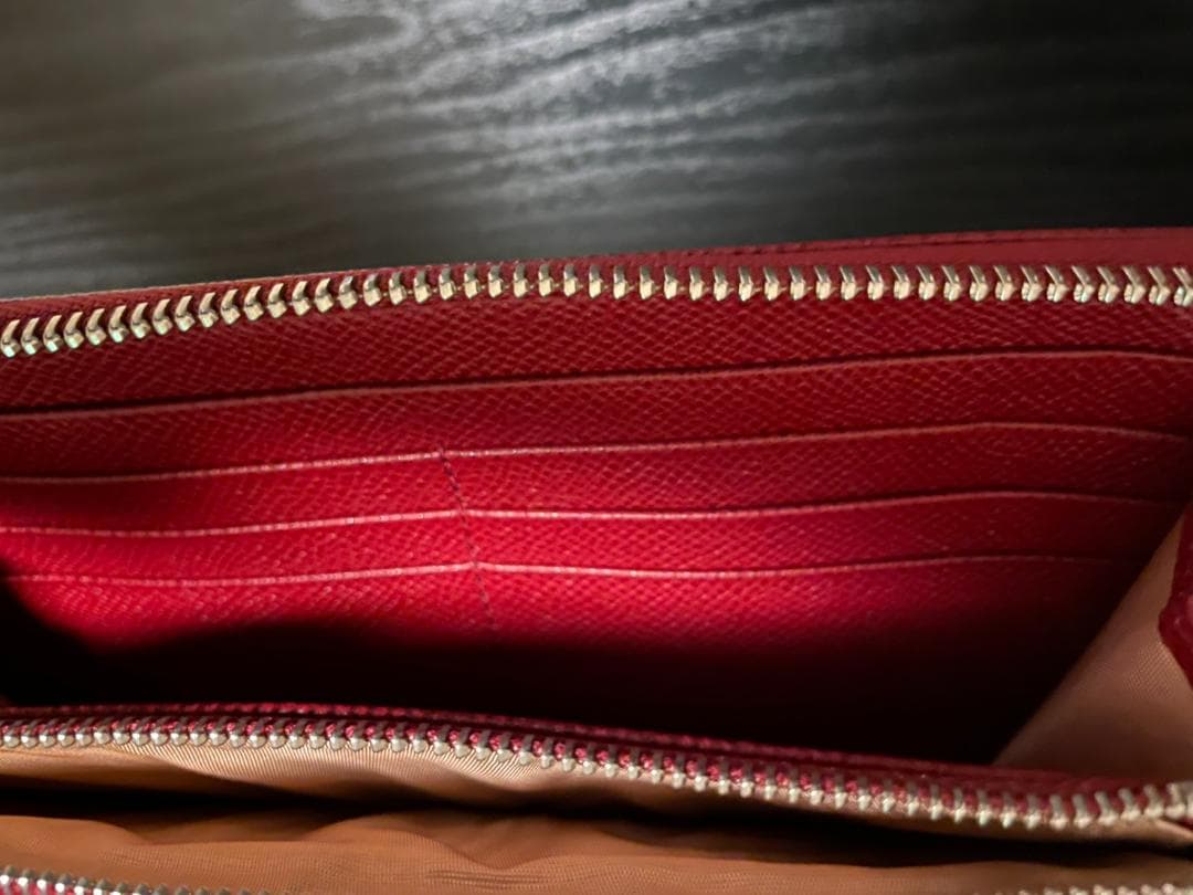 BULGARI レッド 長財布