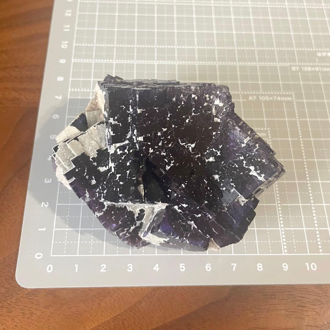 アメリカ イリノイ産 フローライト 蛍石 鉱物標本 原石 ②