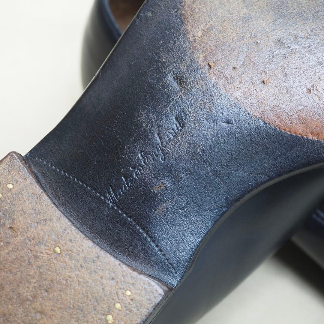 Edward Green 7E ローファー メダリオン