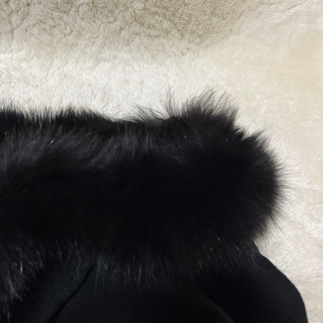 美品✨カシミア　ファー　ポンチョ　黒　高級感　上質