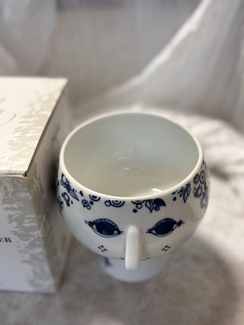 らーさんビヨンヴィンブラッドフラワーポット