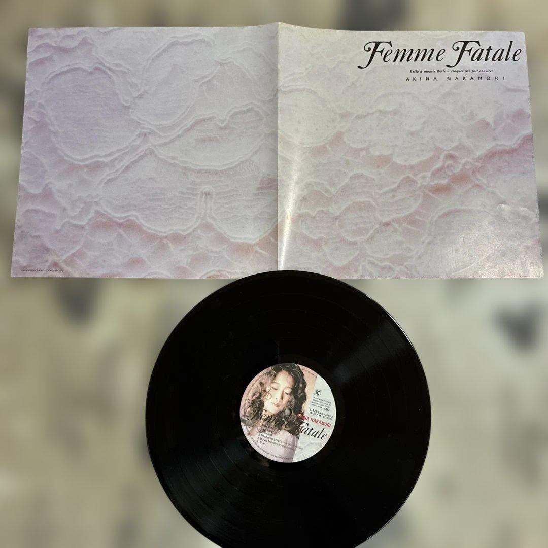 中森明菜／FEMME FATALE・クリムゾン・ベスト