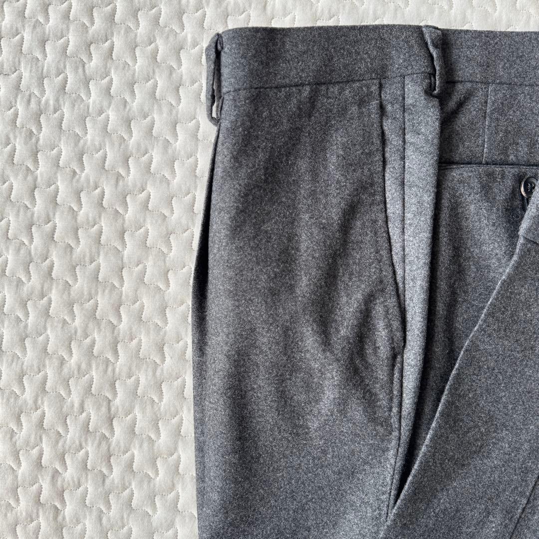 【極美品】ブリッラペルイルグストグレー フランネルスーツ ゼニア14micron