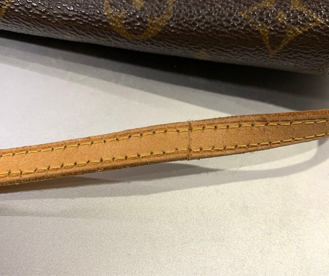 LOUIS VUITTON ルイヴィトン モノグラム ポシェットツインGM