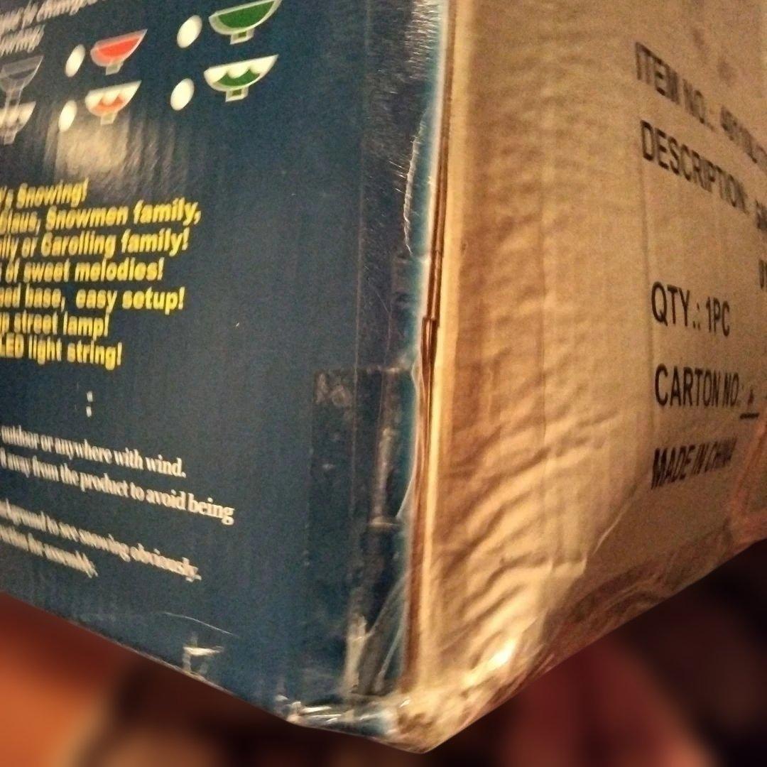 【SALE】新品クリスマスツリー　音楽と雪の演出　未使用　箱潰れあり