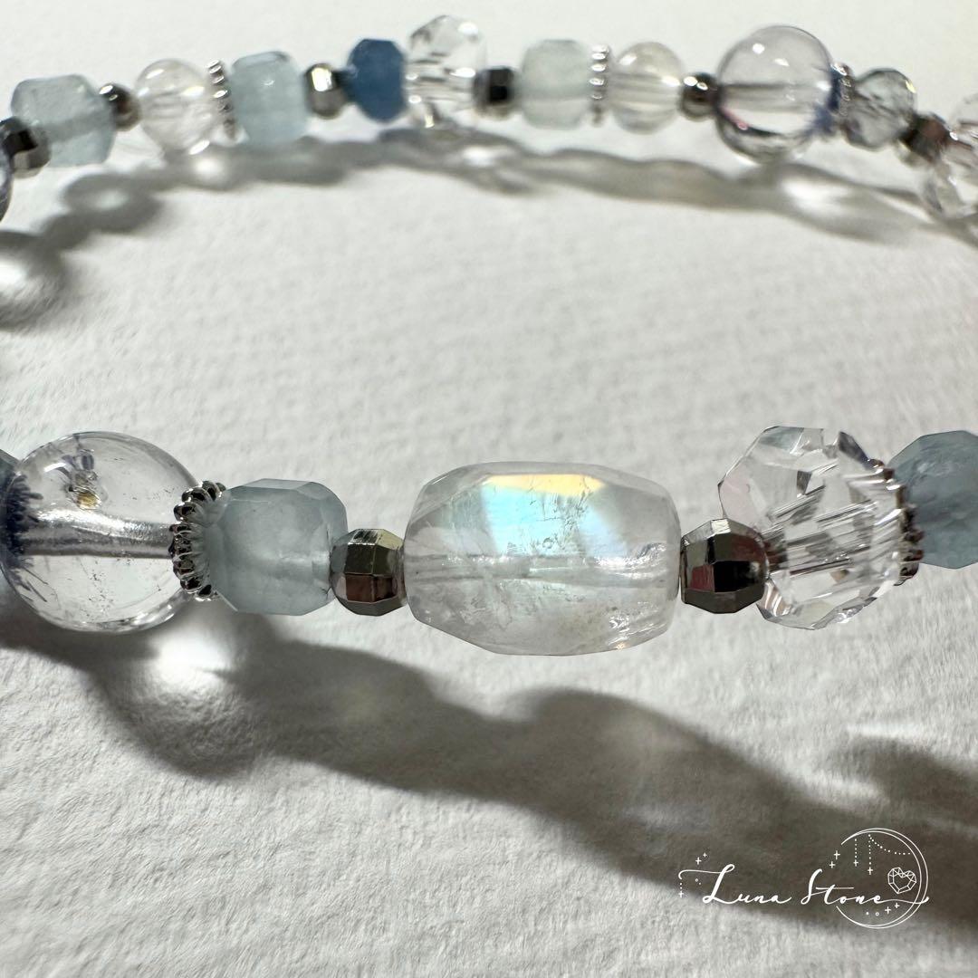 【レインボームーンストーン デュモルチェライト】天然石 ブレスレット