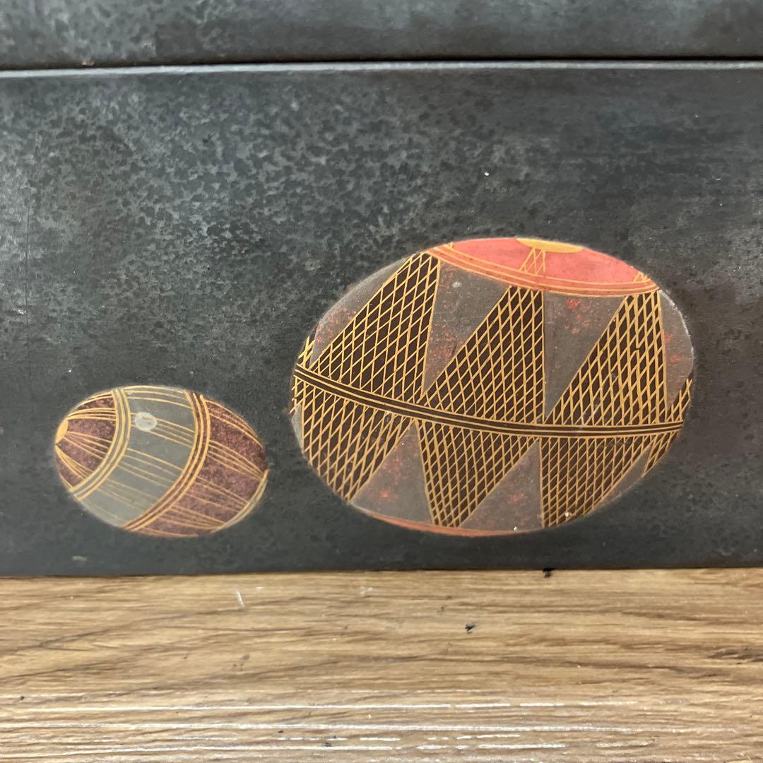 4F 文箱 文庫 漆器 蒔絵 太鼓 ウサギ 風車 玩具 骨董 アンティーク 玩具